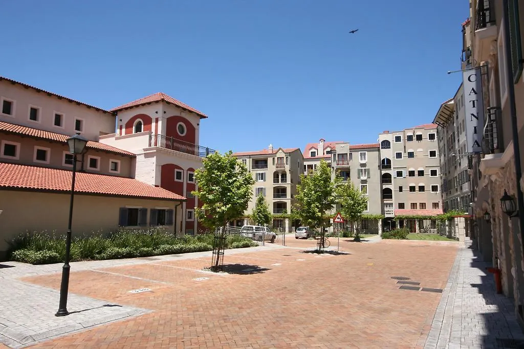 7 Crati Bella Rosa Apartment Bellville