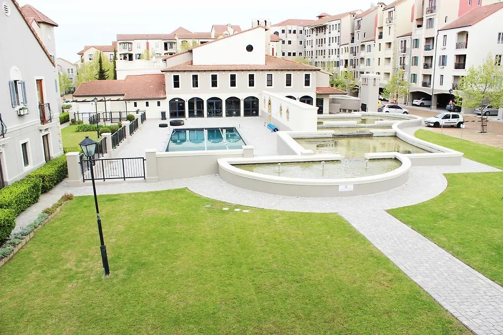7 Crati Bella Rosa Apartment Bellville