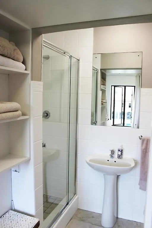 7 Crati Bella Rosa Apartment Bellville South Africa