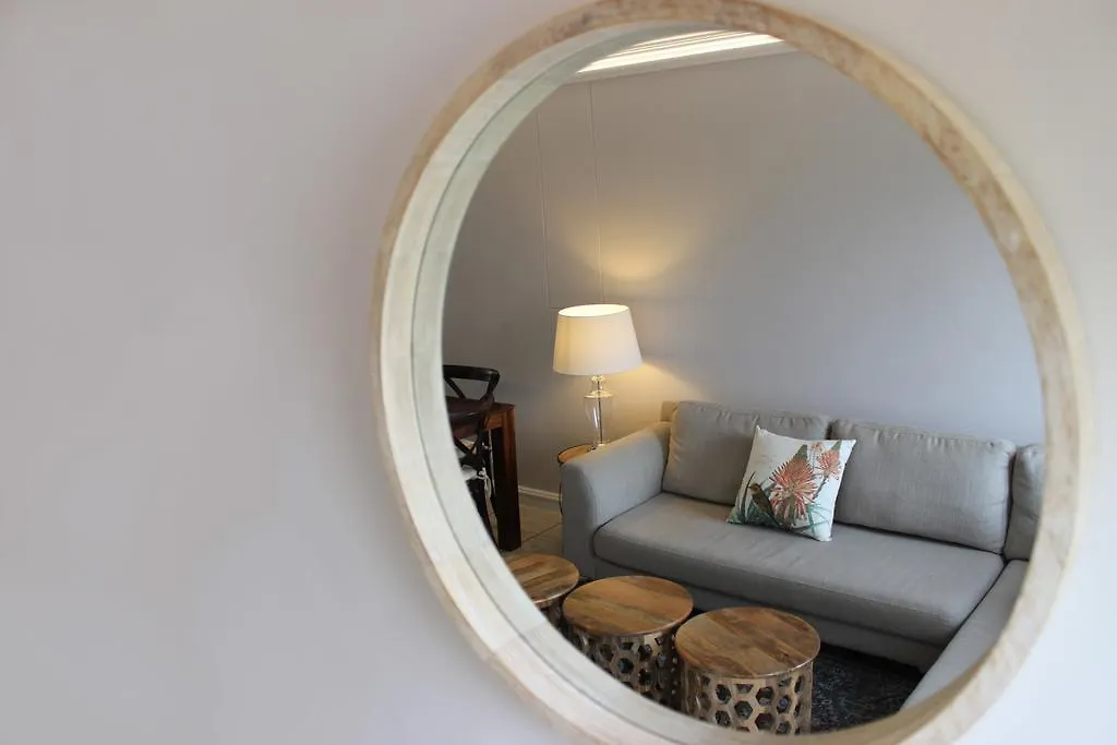 7 Crati Bella Rosa Apartment Bellville 0*,  South Africa